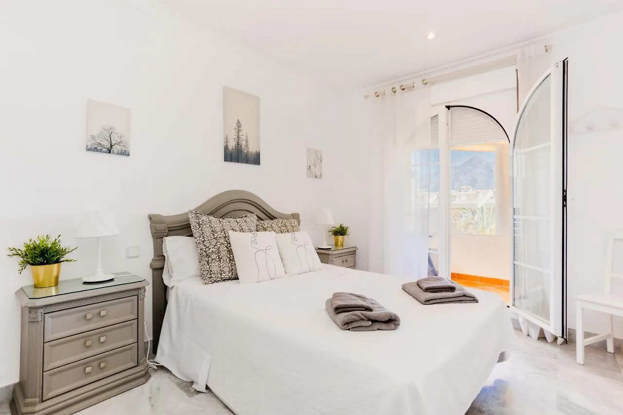 Modern Apartment With Terrace Marbella