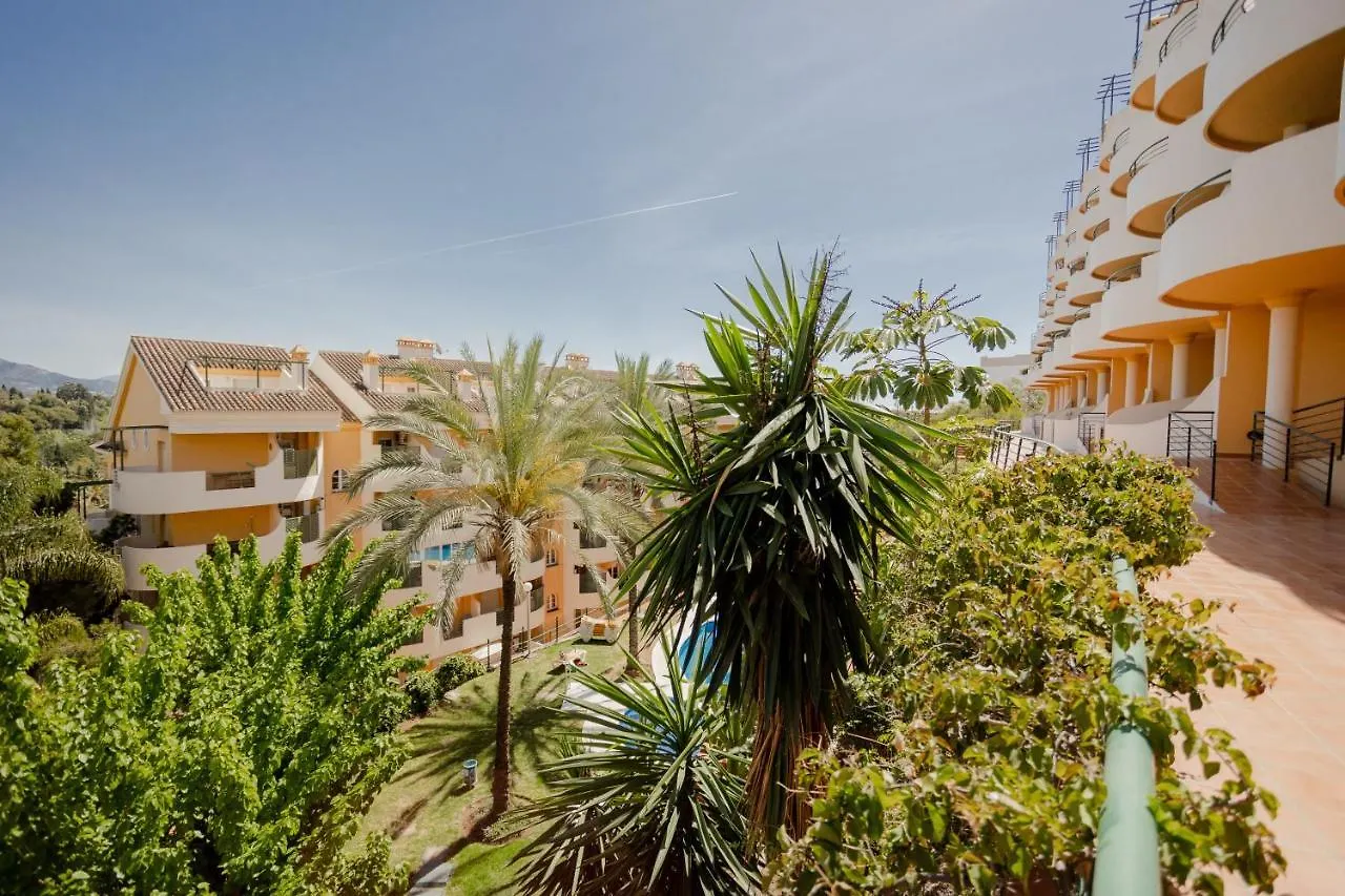 Modern Apartment With Terrace Marbella